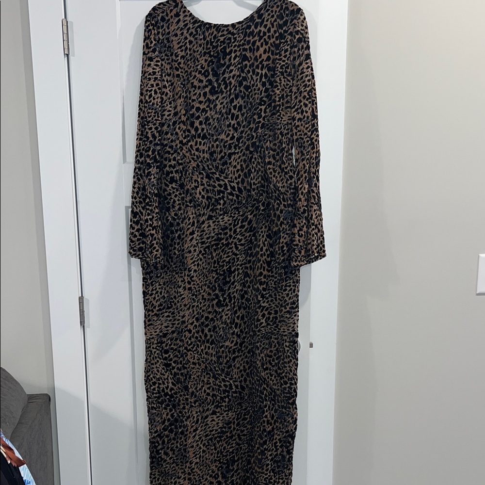 Boohoo Black and Brown Animal Print Long Sleeve Dress